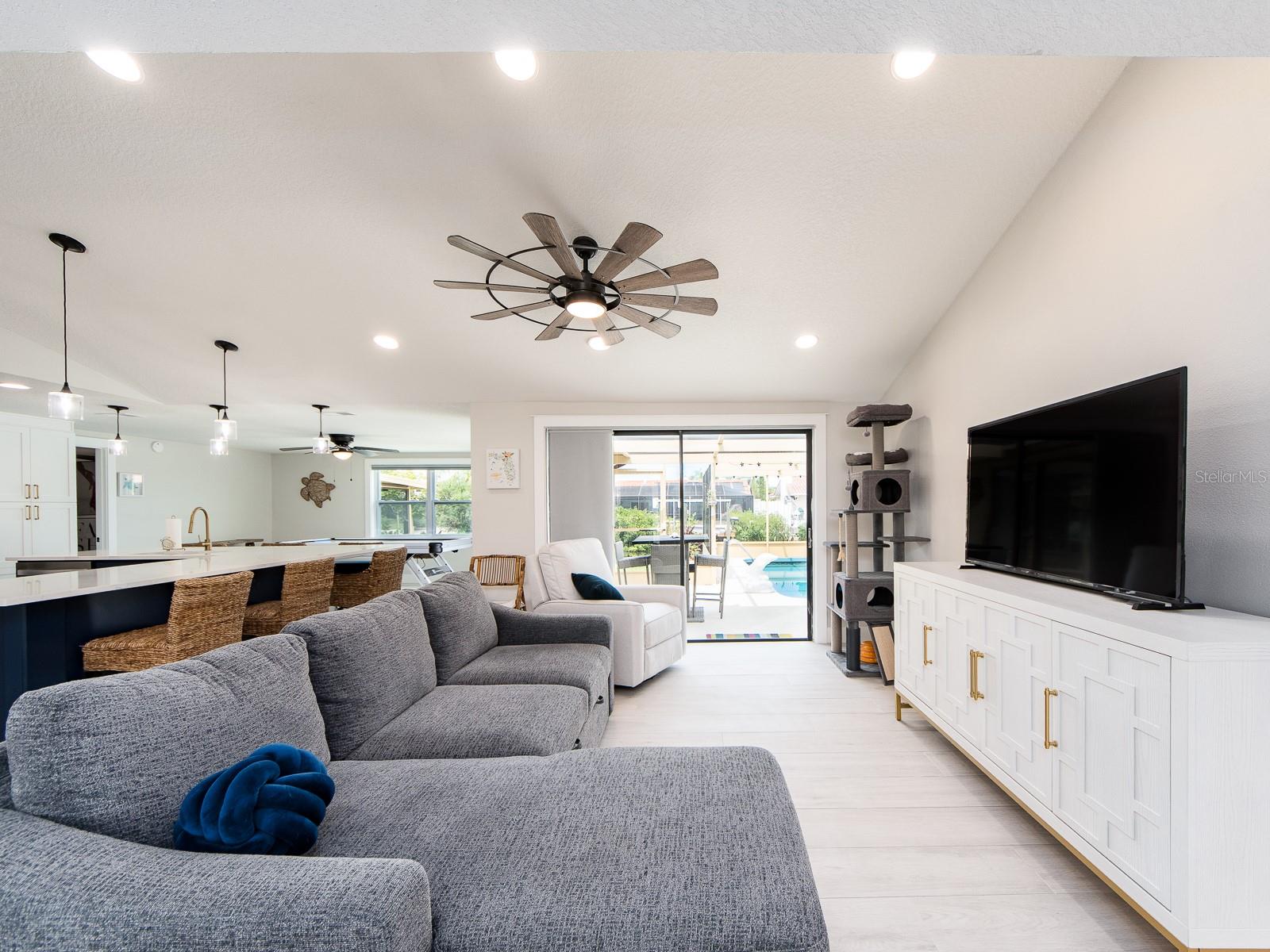 WEST PORT SUB - Residential