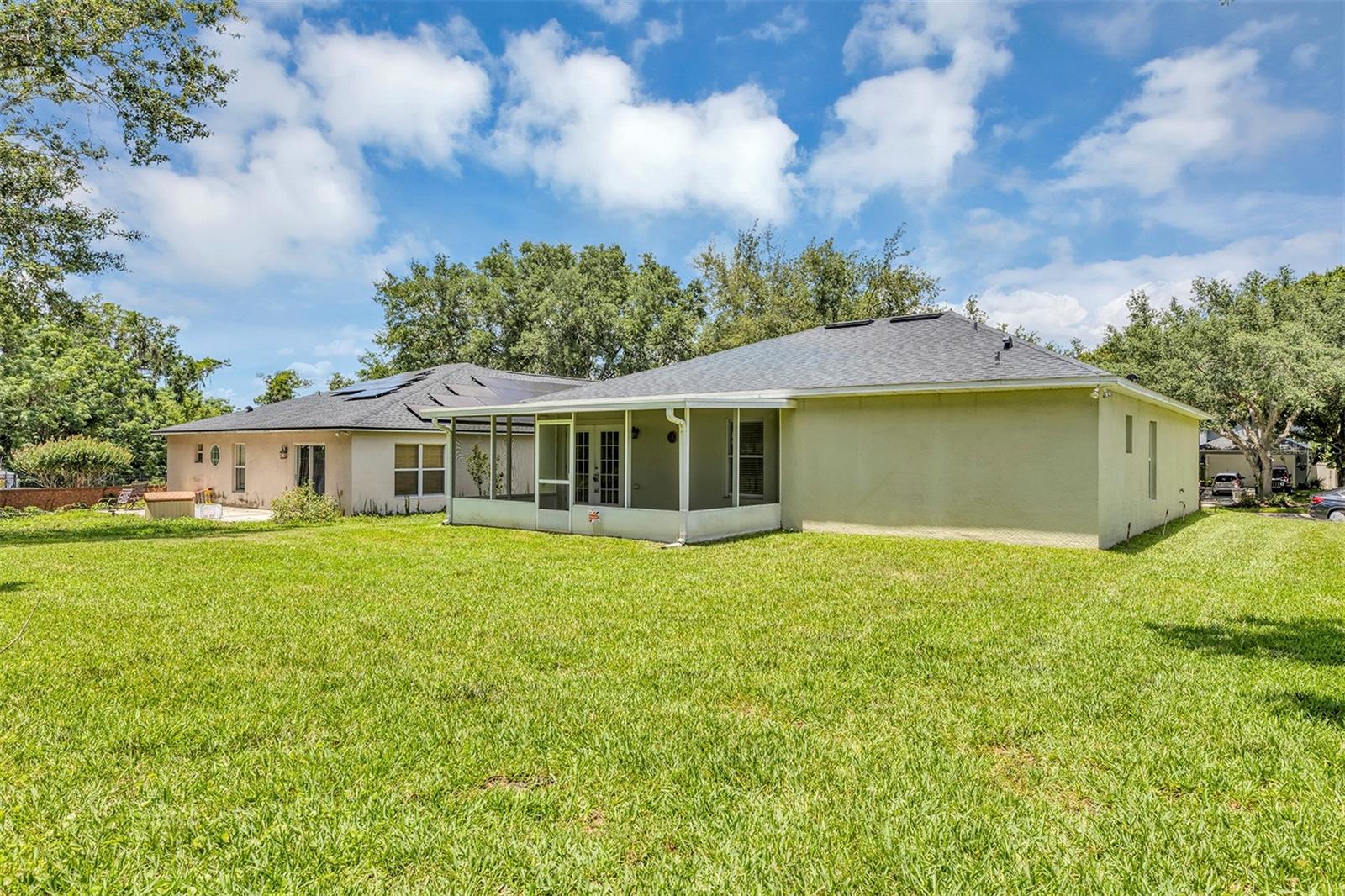 638 SUN BLUFF LANE