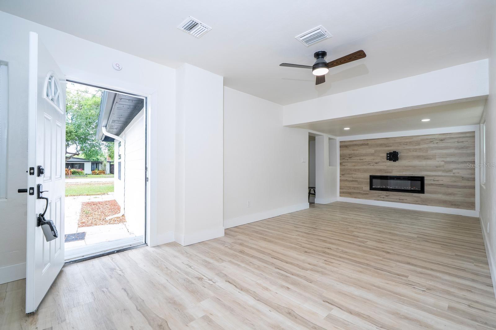 FERNWAY - Residential Lease