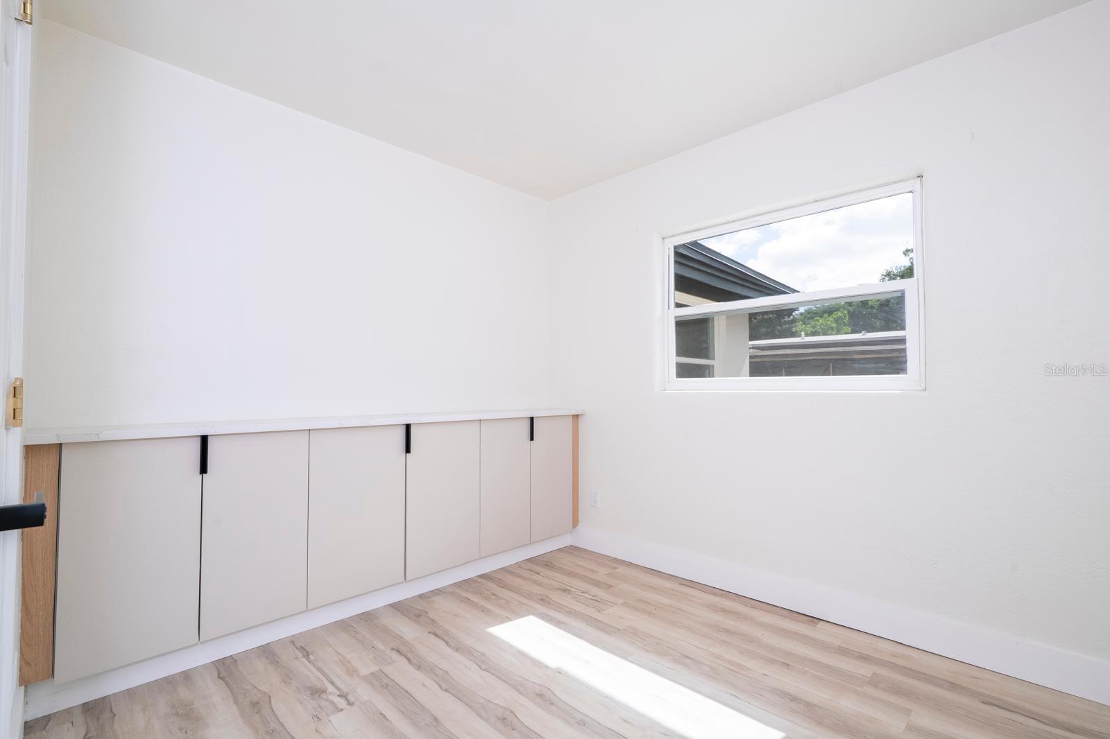 FERNWAY - Residential Lease