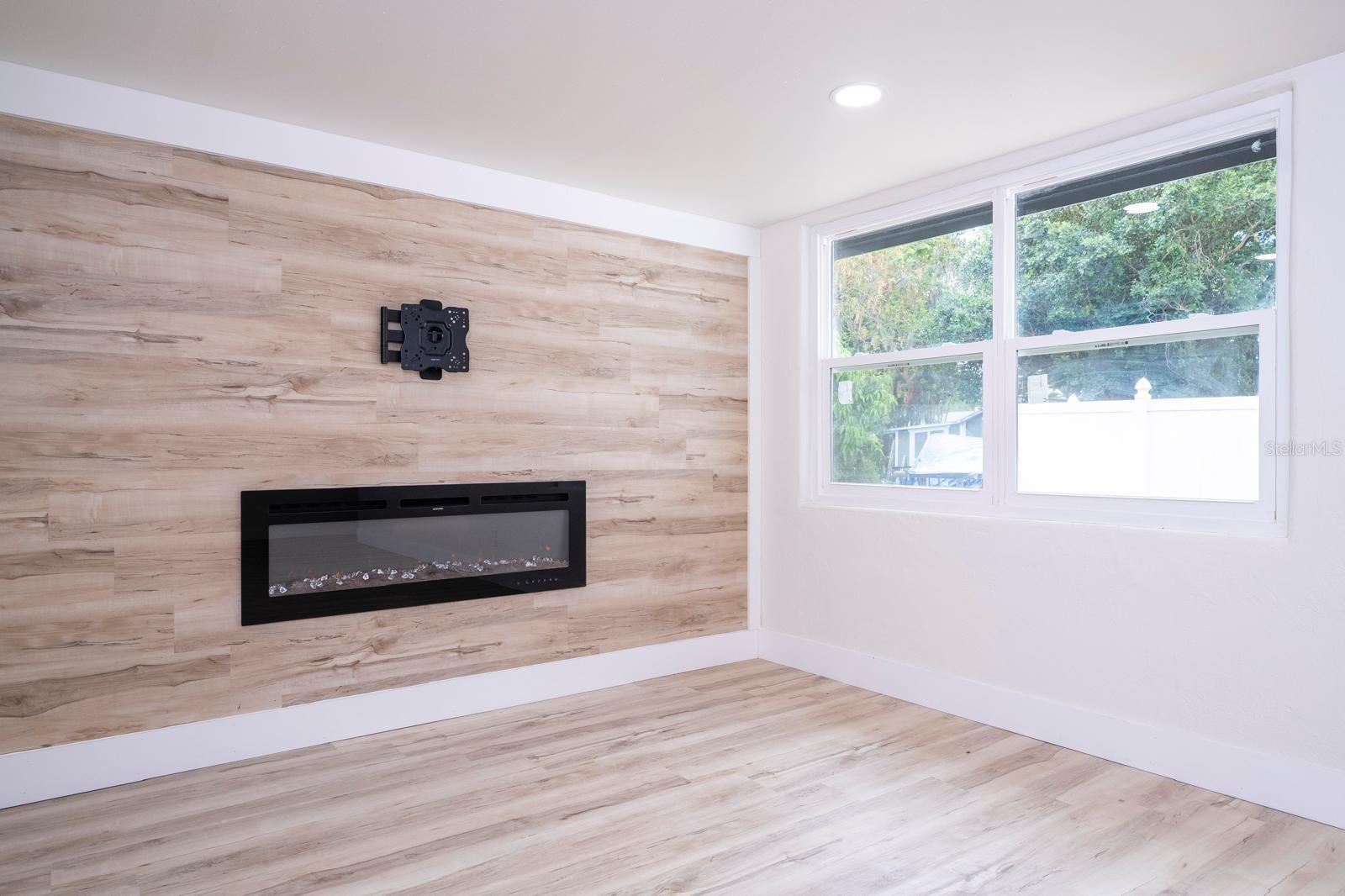 FERNWAY - Residential Lease