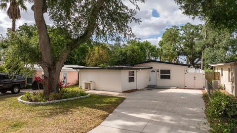 2002 GEIGEL AVENUE ORLANDO FL 32806