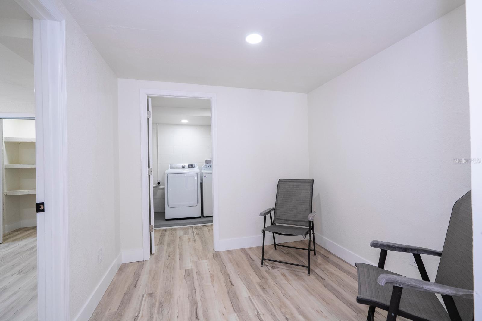 FERNWAY - Residential Lease