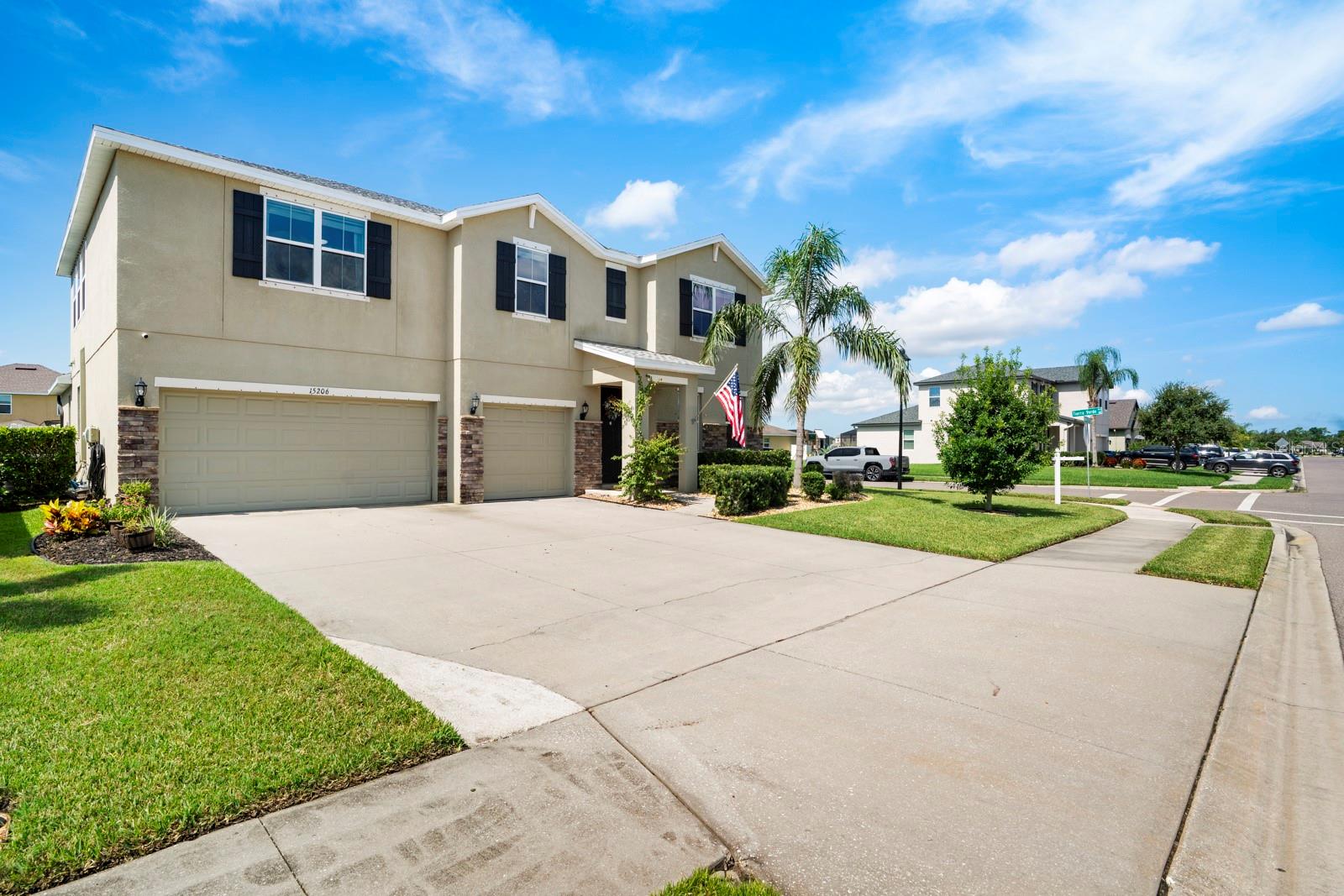 15206 TRINITY FALL WAY