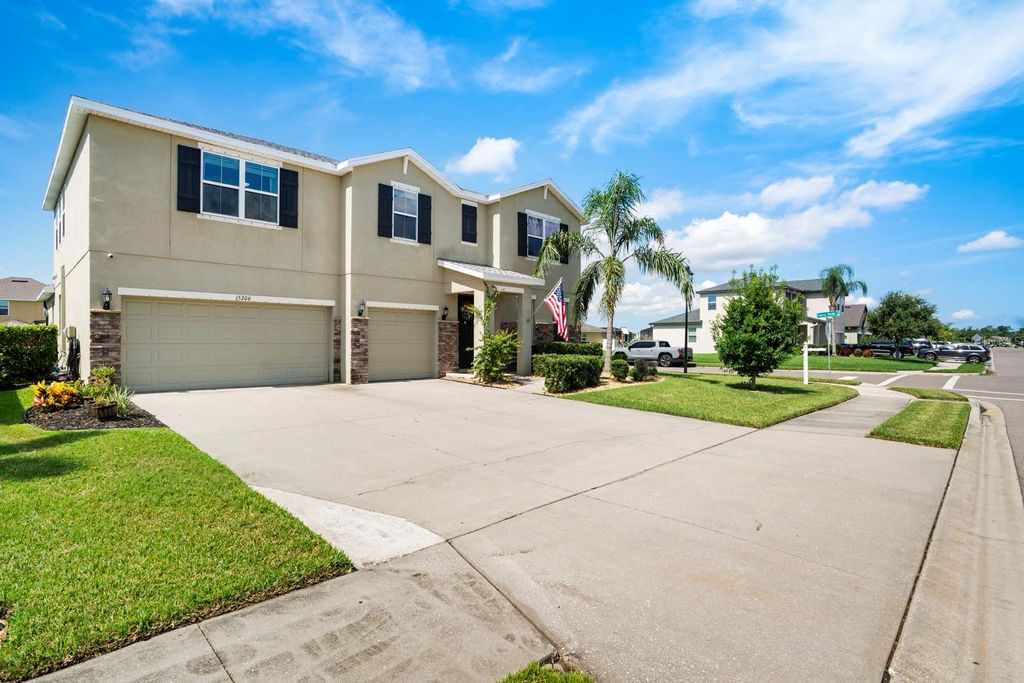 Photo of 15206 Trinity Fall Way, Bradenton, FL 34212 (MLS # TB8405232)