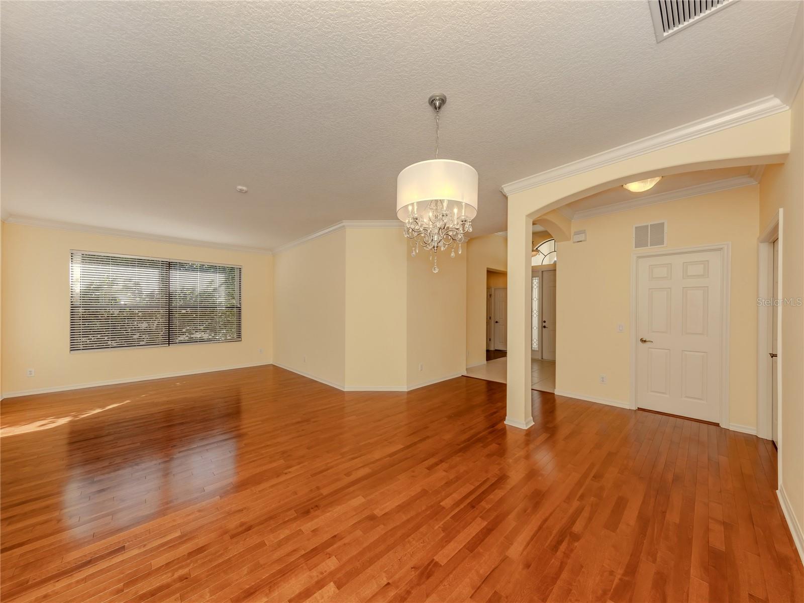 LAKERIDGE FALLS PH 1B - Residential