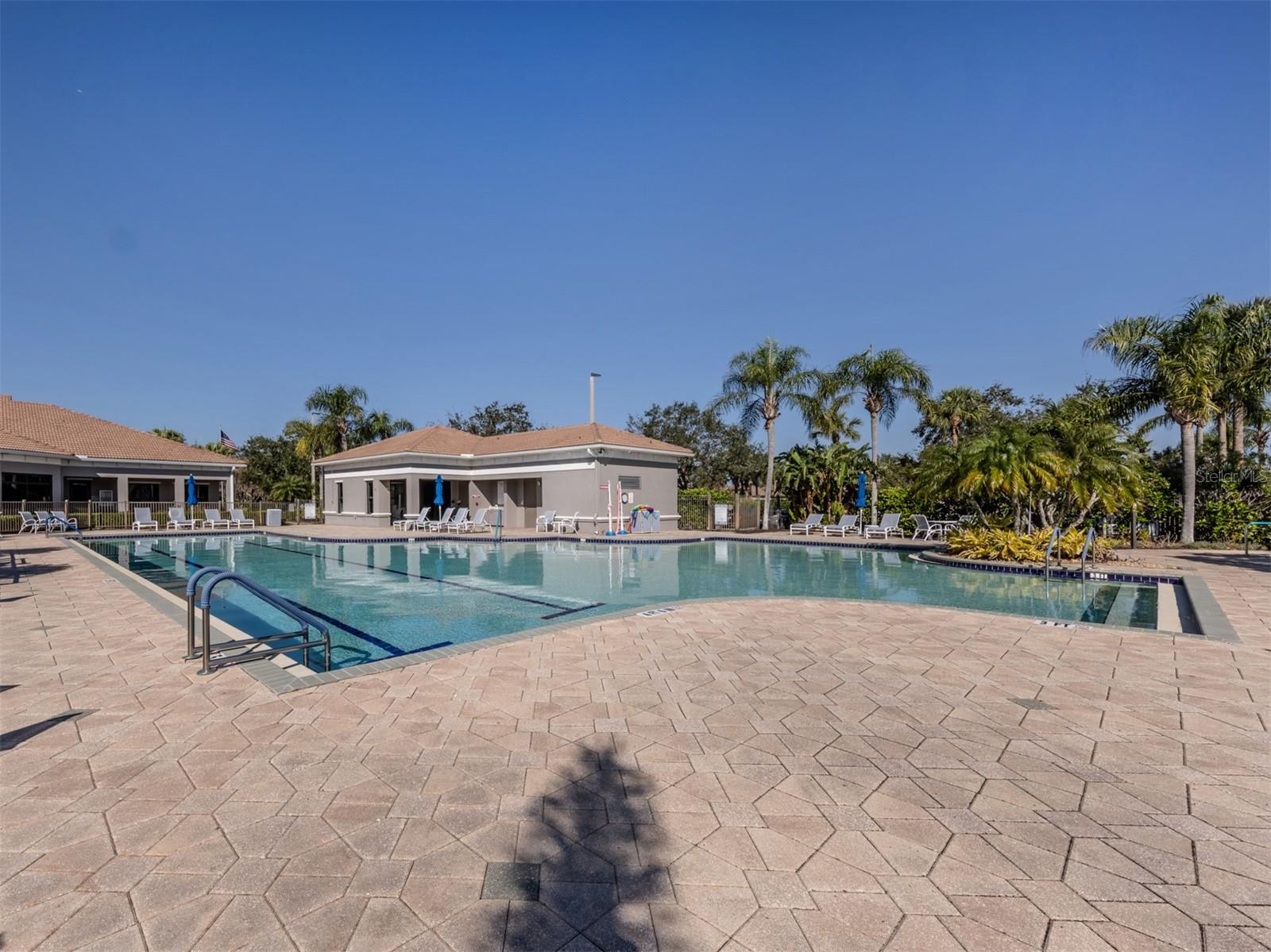 LAKERIDGE FALLS PH 1B - Residential