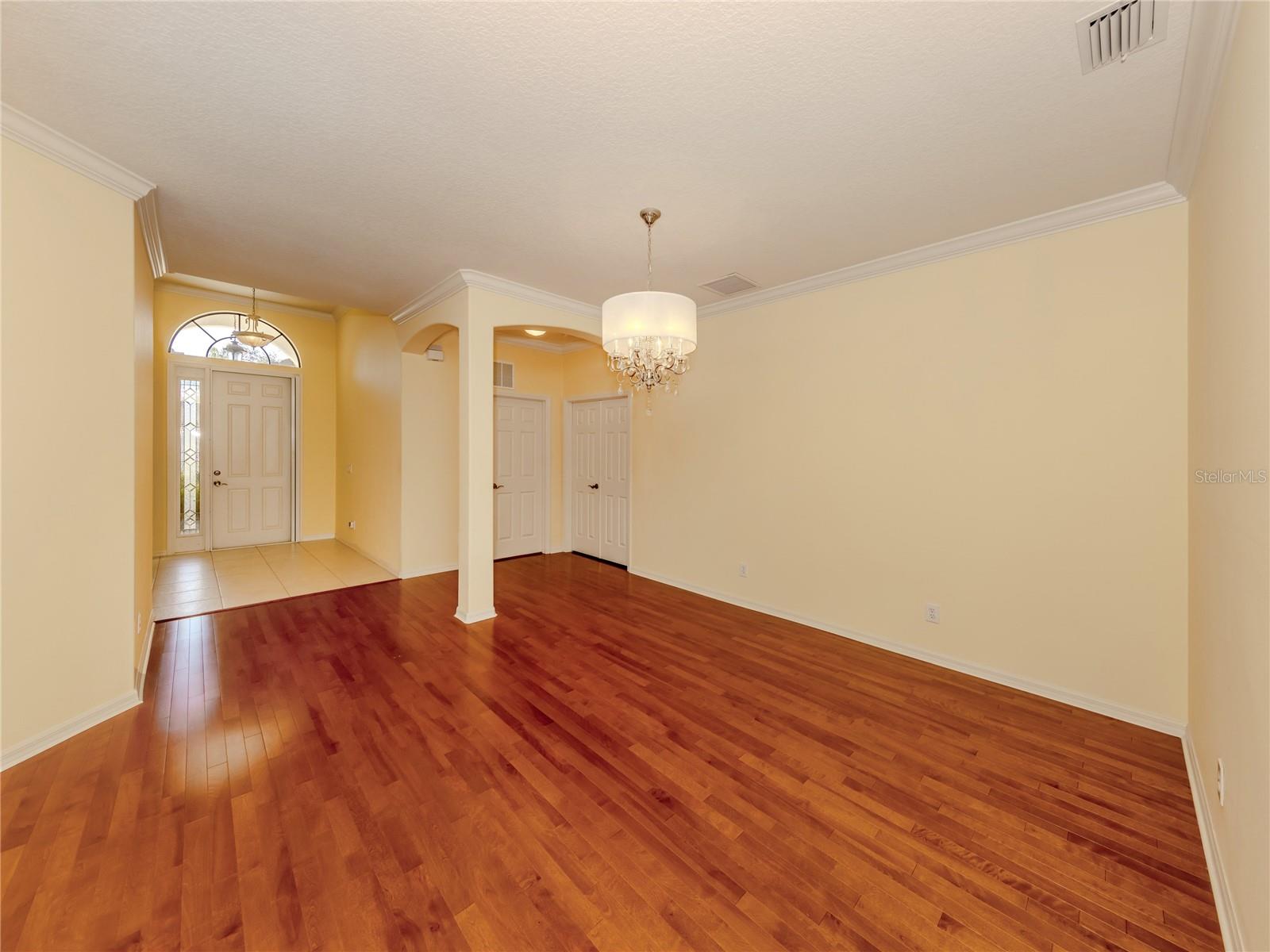 LAKERIDGE FALLS PH 1B - Residential