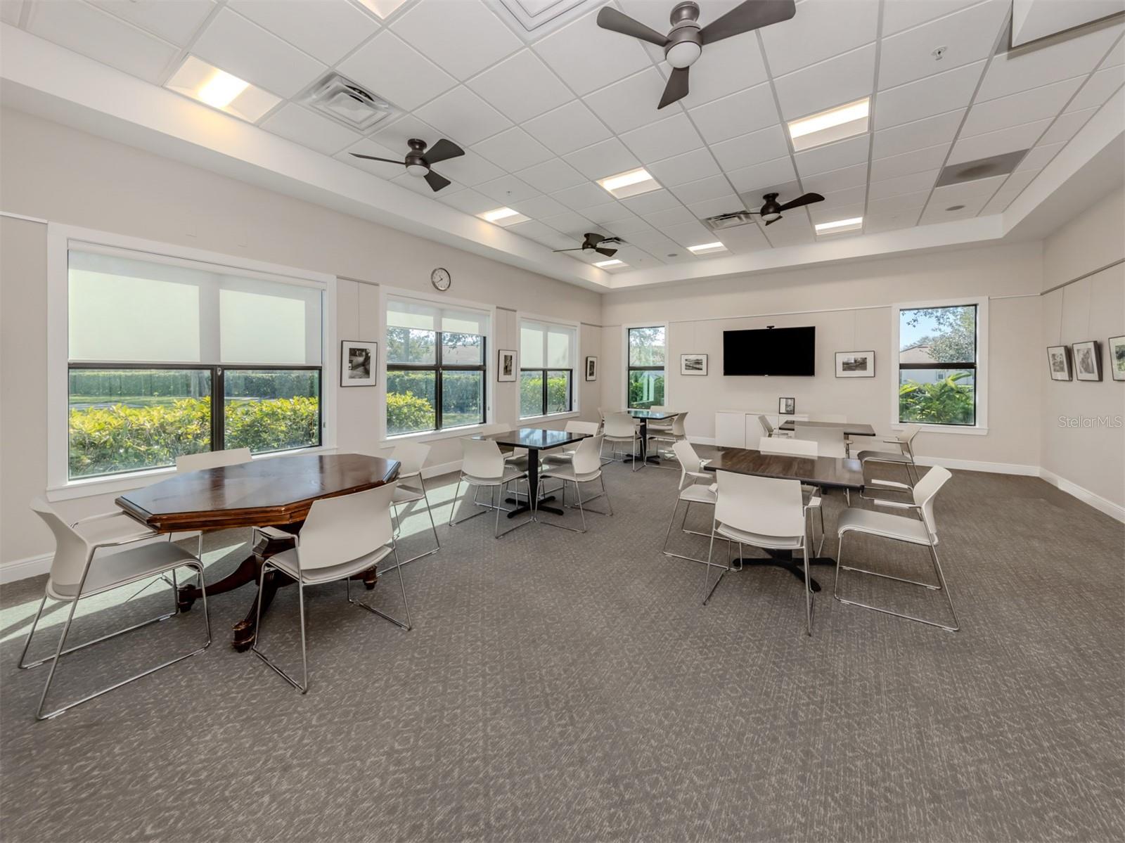 LAKERIDGE FALLS PH 1B - Residential