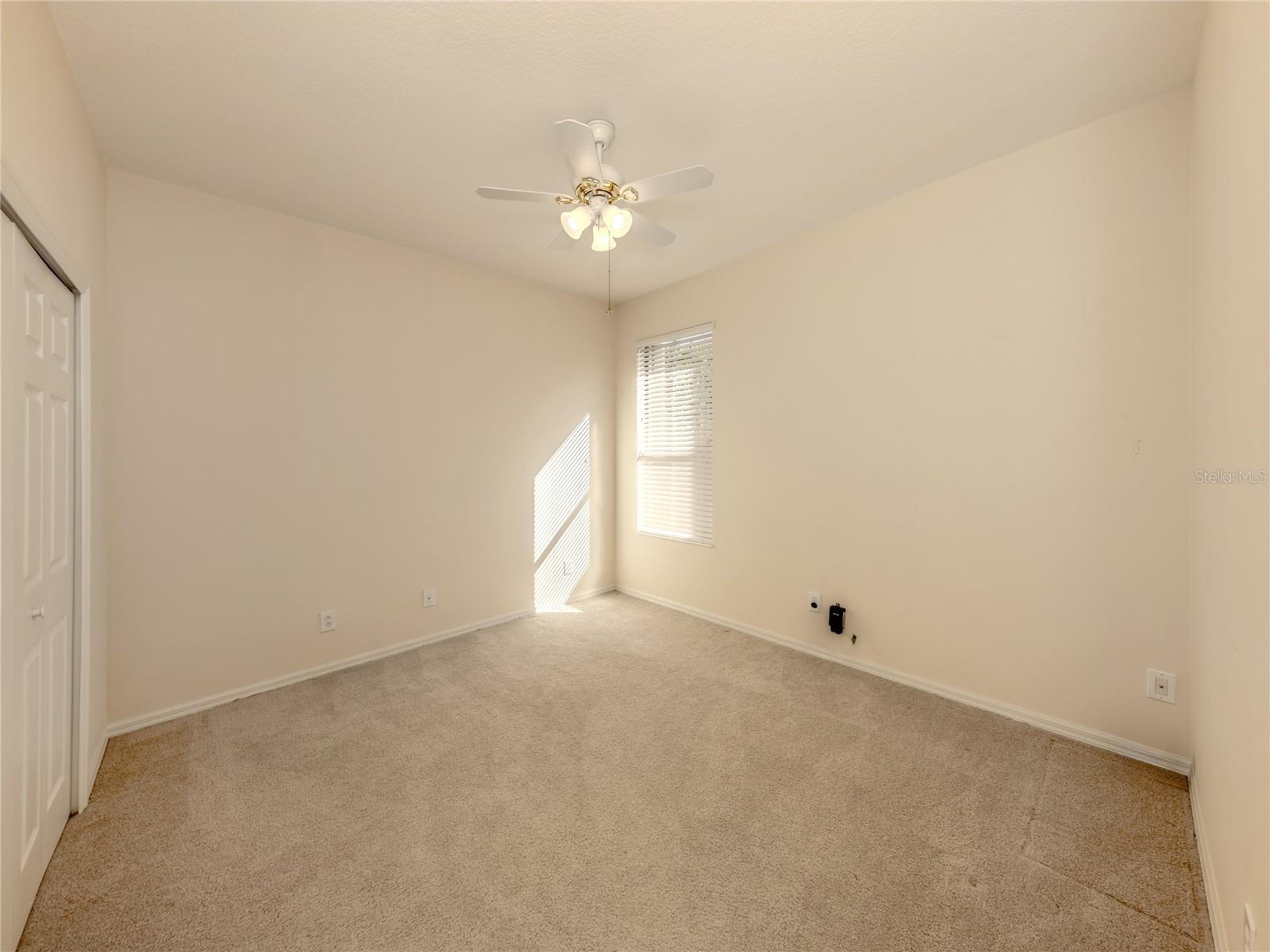 LAKERIDGE FALLS PH 1B - Residential