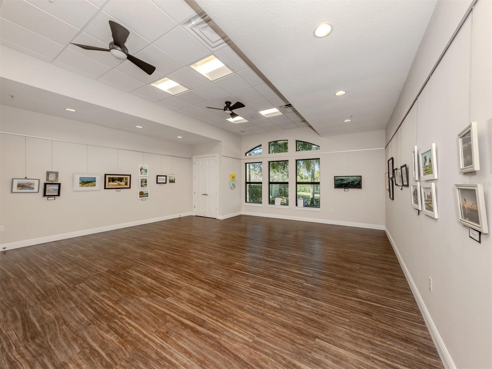 LAKERIDGE FALLS PH 1B - Residential