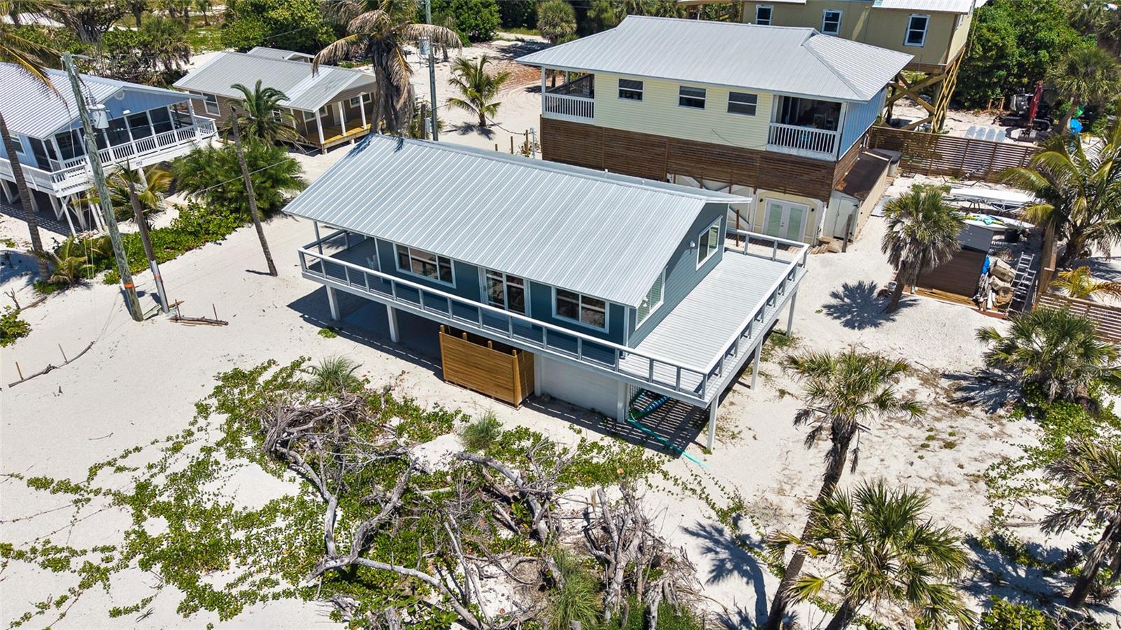 GULF ESTATES - Residential