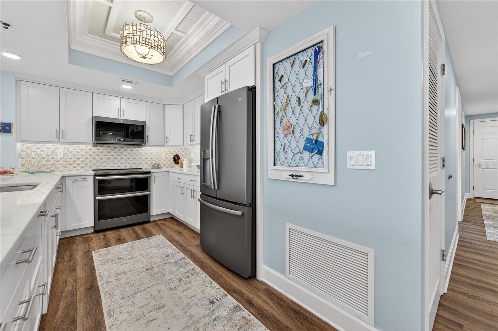 SURF & RACQUET CLUB CONDO - Residential