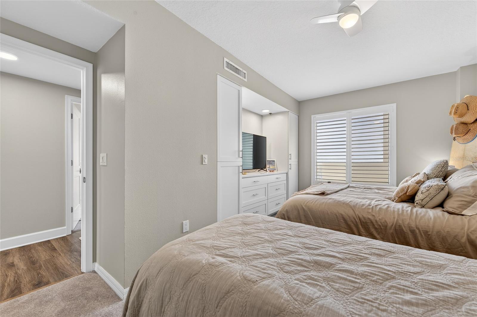 SURF & RACQUET CLUB CONDO - Residential