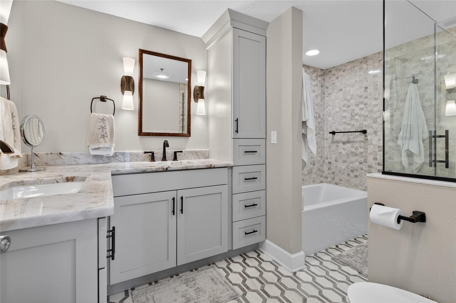 SURF & RACQUET CLUB CONDO - Residential