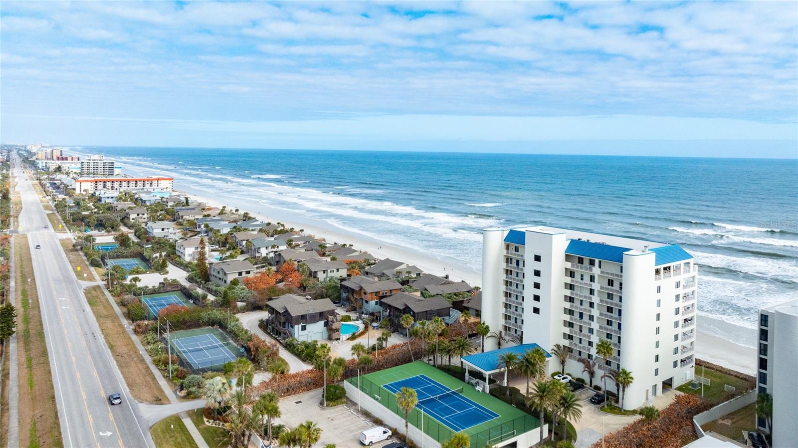 SURF & RACQUET CLUB CONDO - Residential