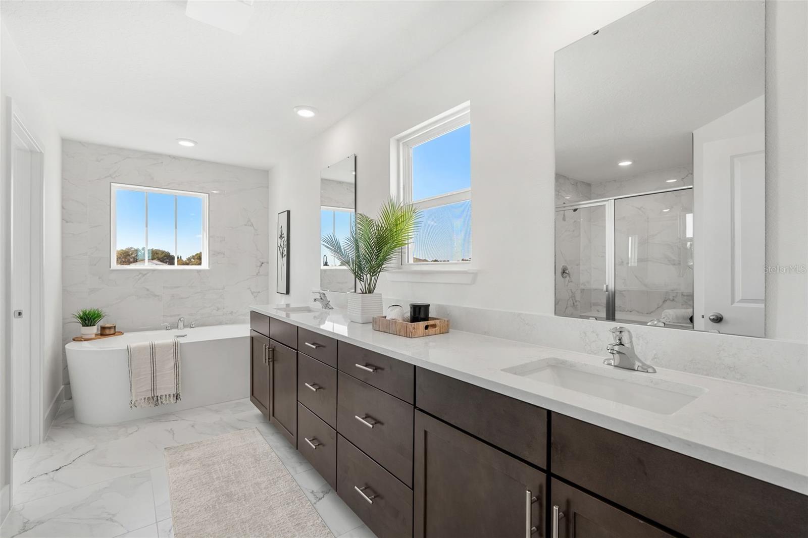 EDEN CREST - Residential