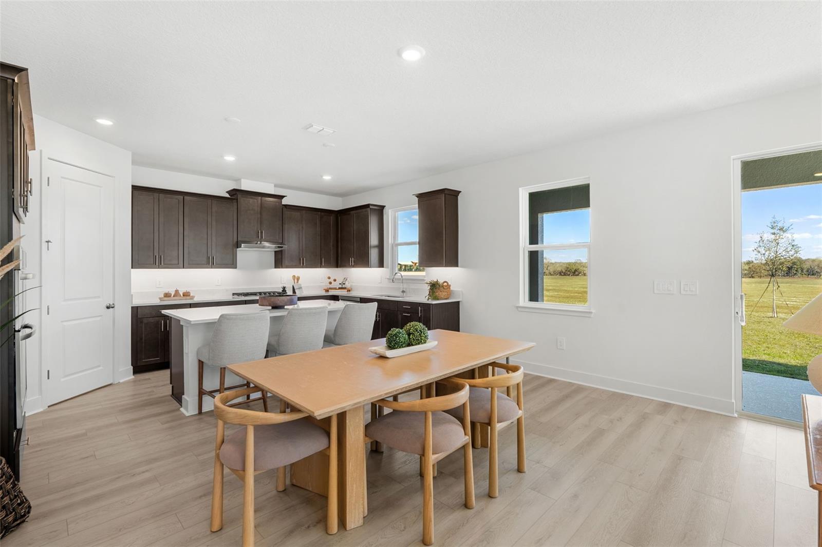 EDEN CREST - Residential