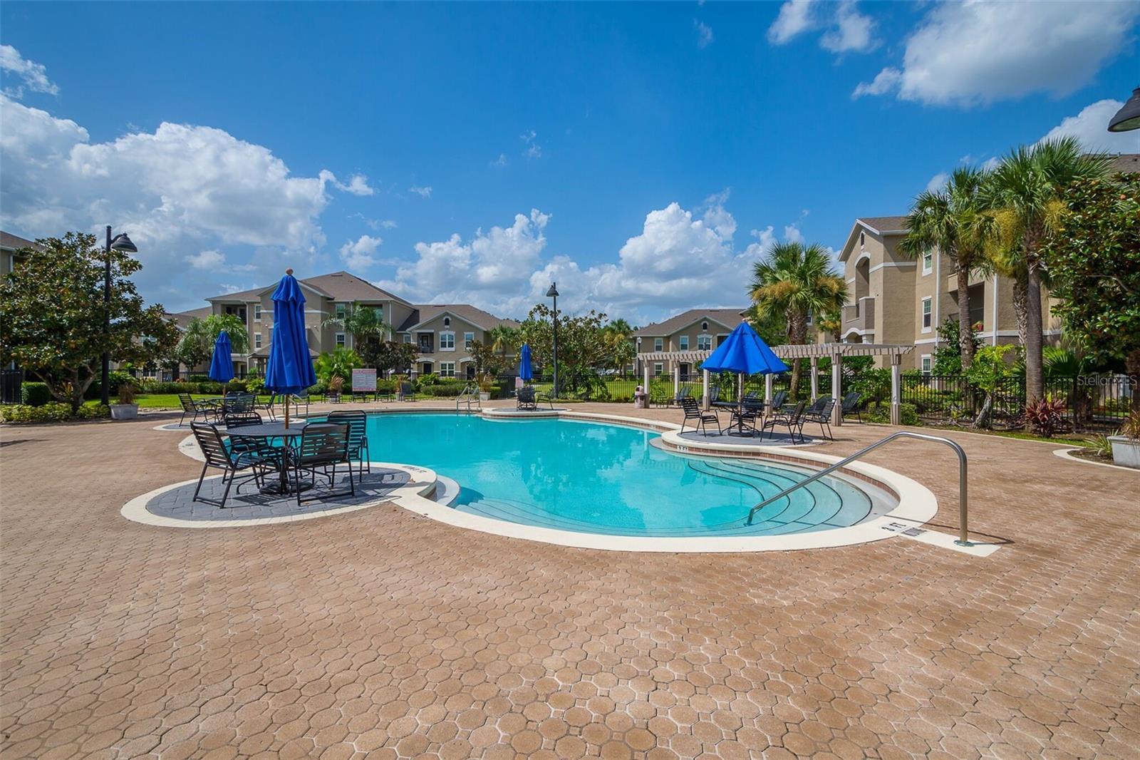 COURTNEY LNDG - Residential