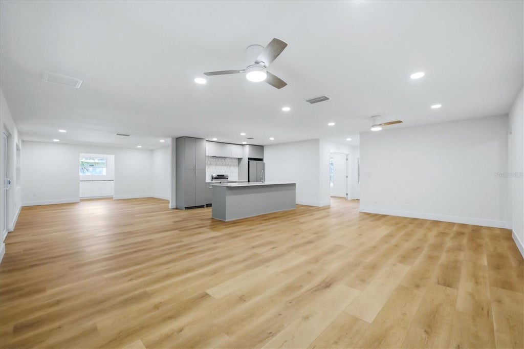 Photo of 4803 21st Avenue W, Bradenton, FL 34209 (MLS # A4705781)