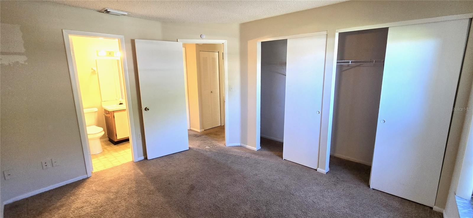 KING OAK VILLAS PH 1 1ST ADD - Residential