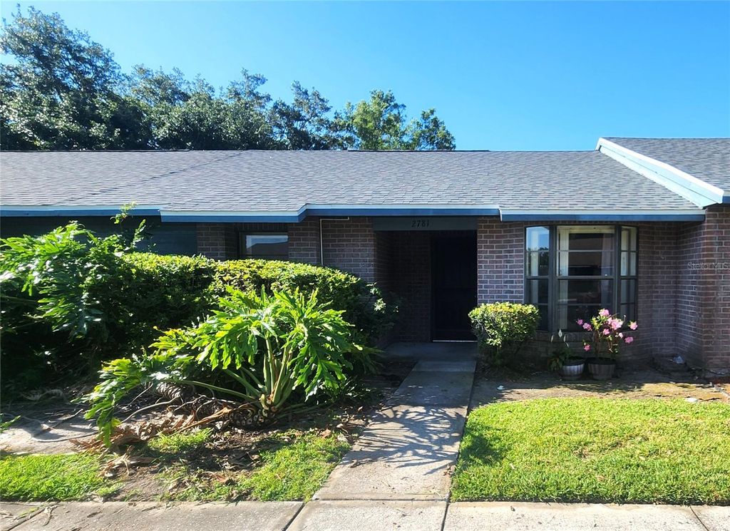 Photo of 2781 King Oak Circle, Saint Cloud, FL 34769 (MLS # S5135456)