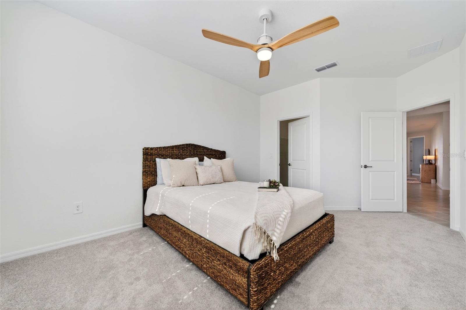 COACH HOMES II AT WELLEN PARK - Residential