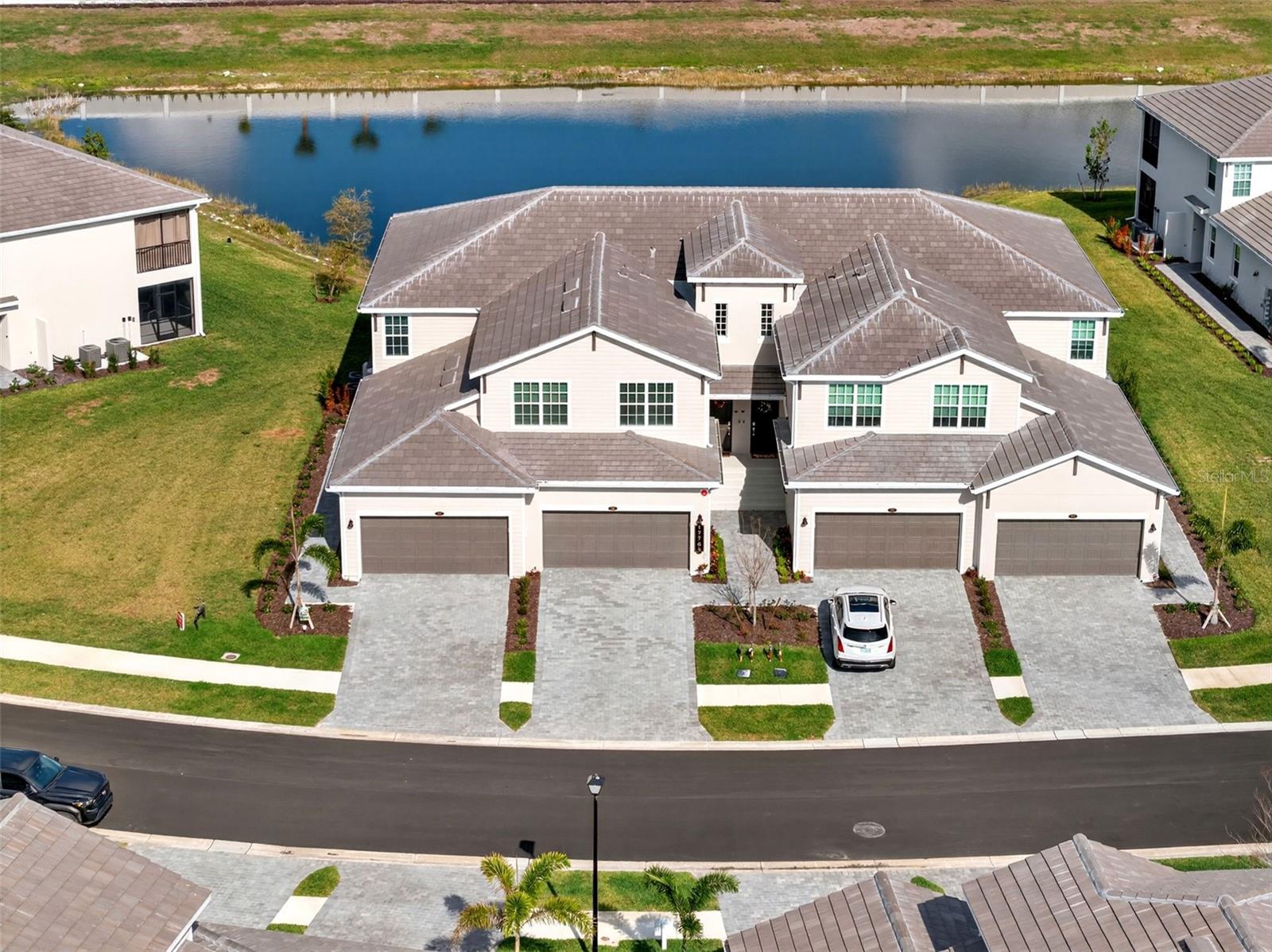 COACH HOMES II AT WELLEN PARK - Residential