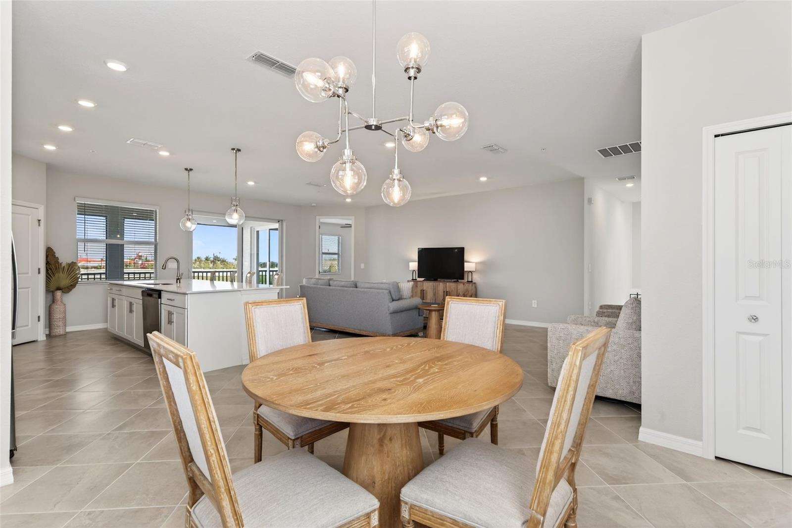 COACH HOMES II AT WELLEN PARK - Residential