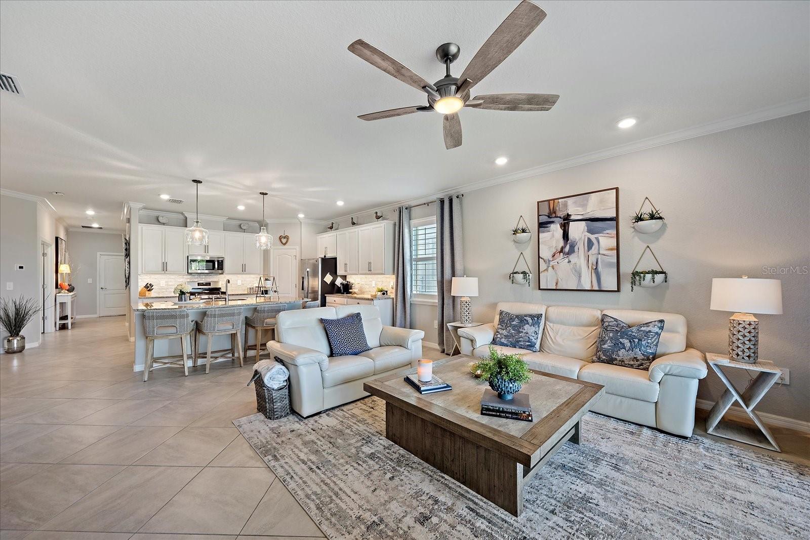 ARBOR GRANDE - Residential