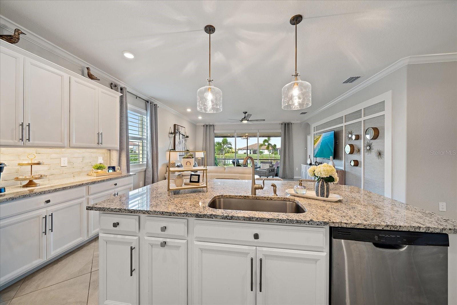 ARBOR GRANDE - Residential