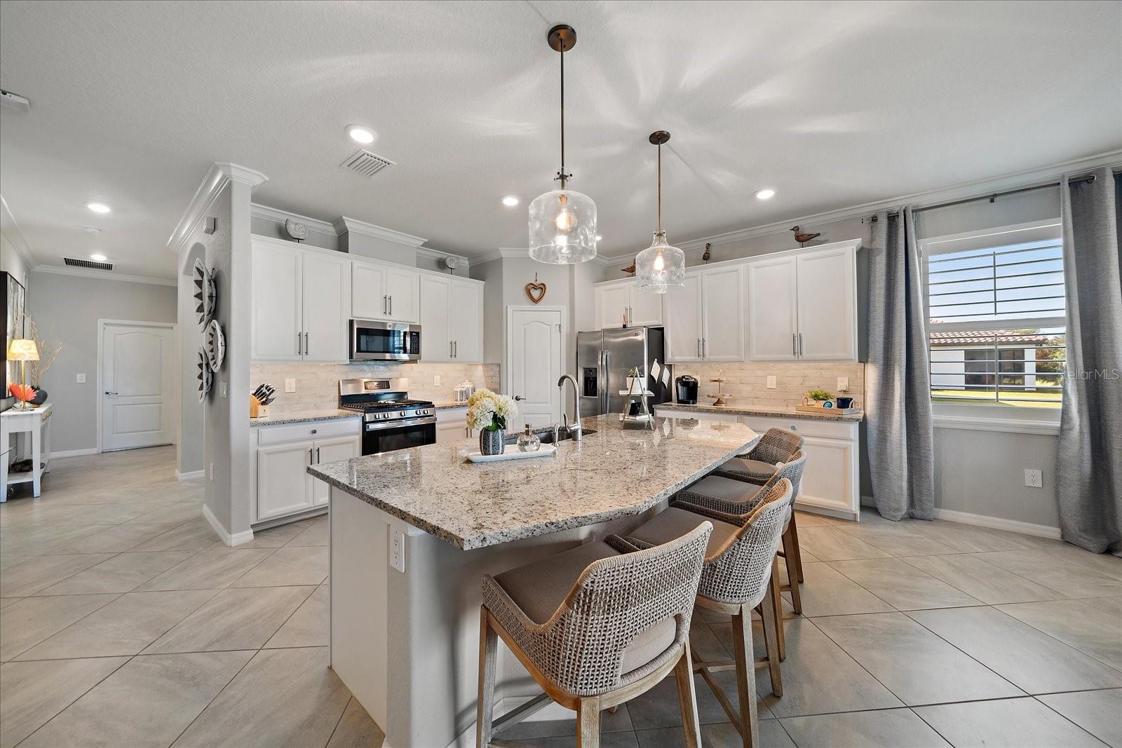 ARBOR GRANDE - Residential