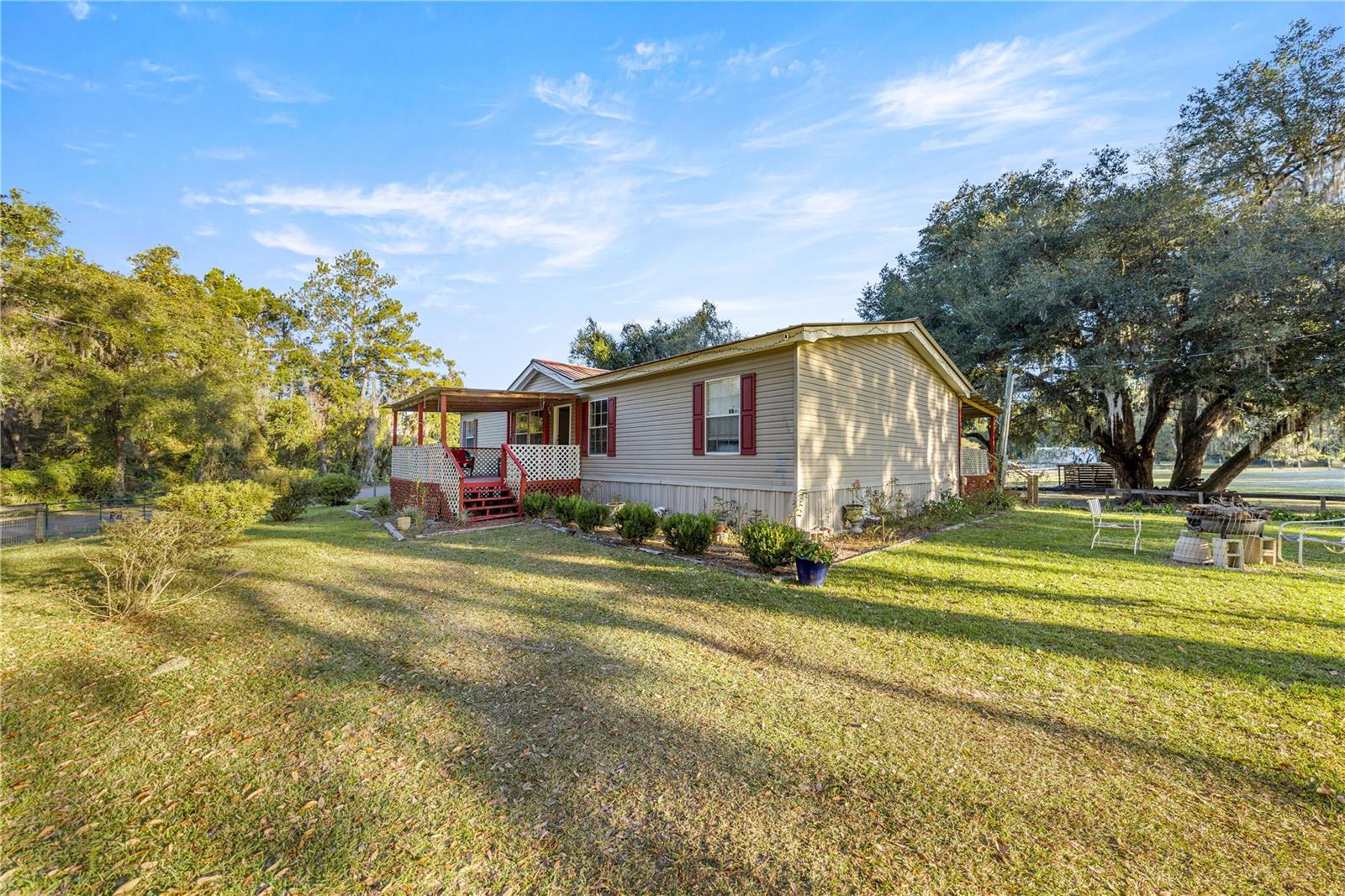 ACERAGE NON-SUBDIVISION - Residential