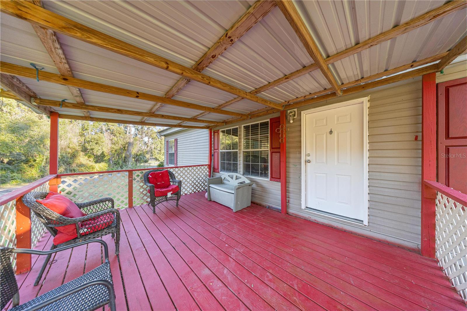 ACERAGE NON-SUBDIVISION - Residential