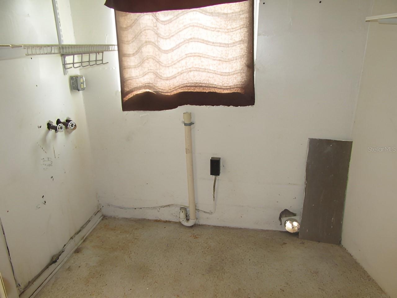 POINSETTIA VILLAGE - Residential