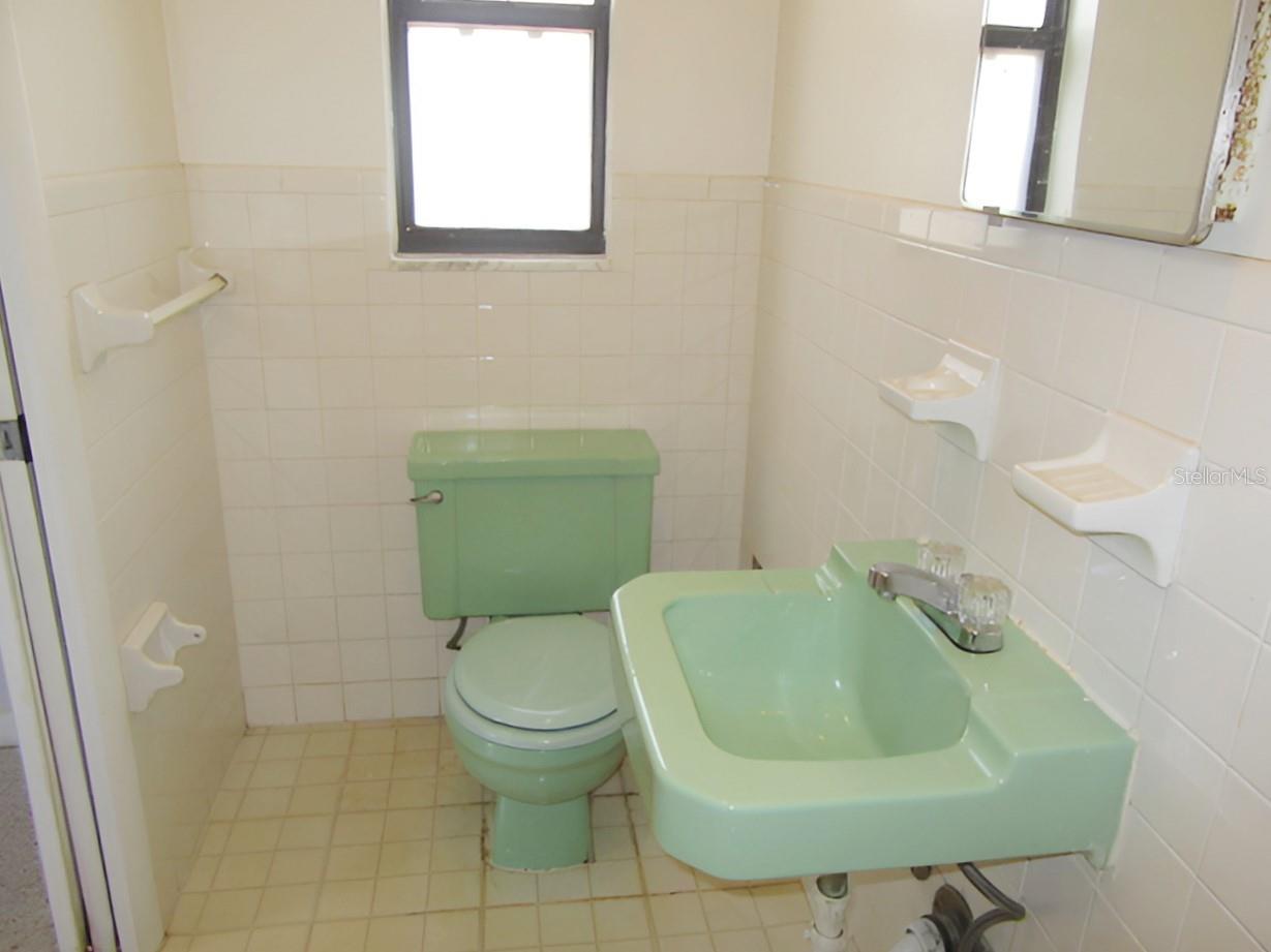 POINSETTIA VILLAGE - Residential