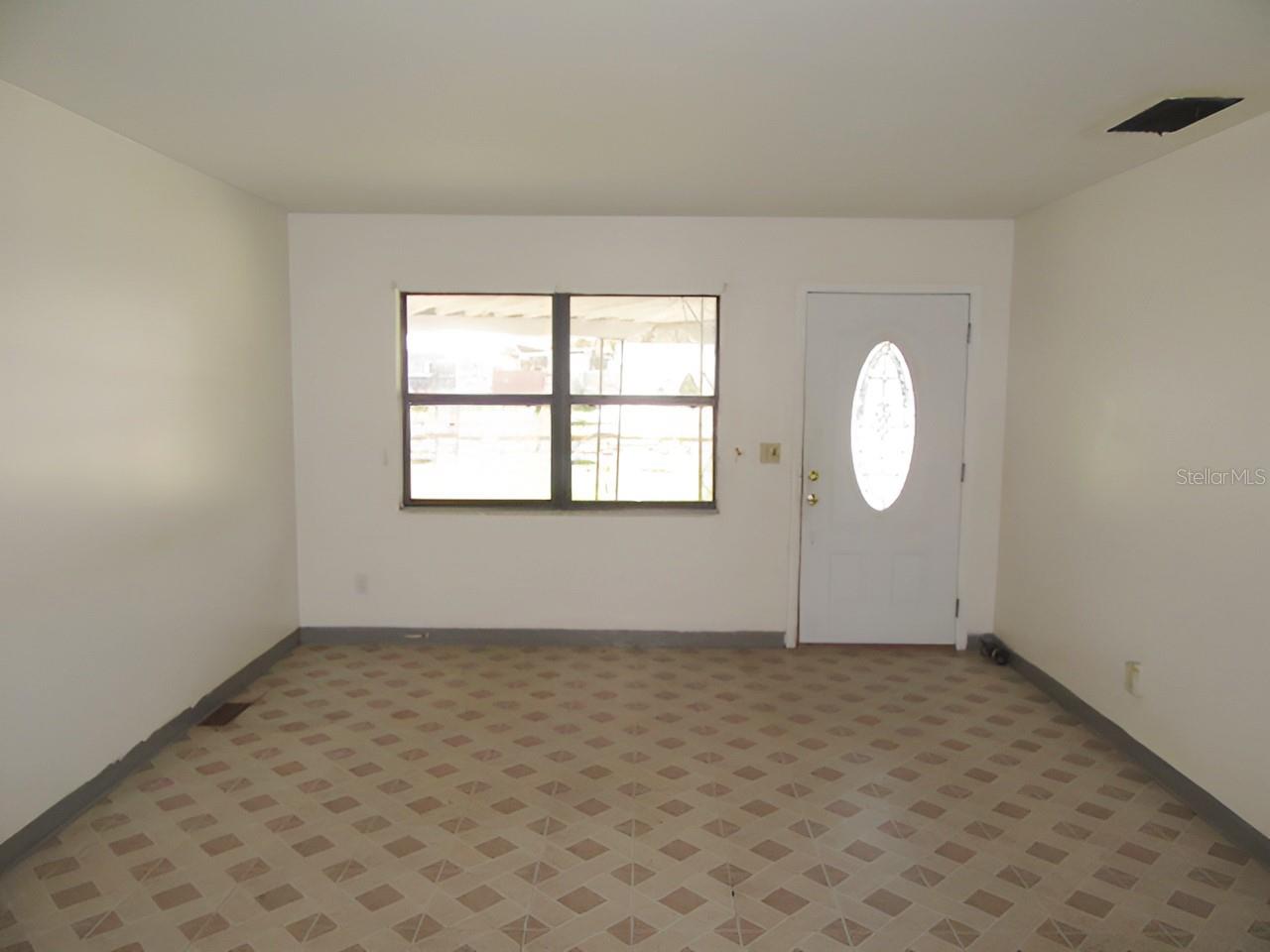 POINSETTIA VILLAGE - Residential