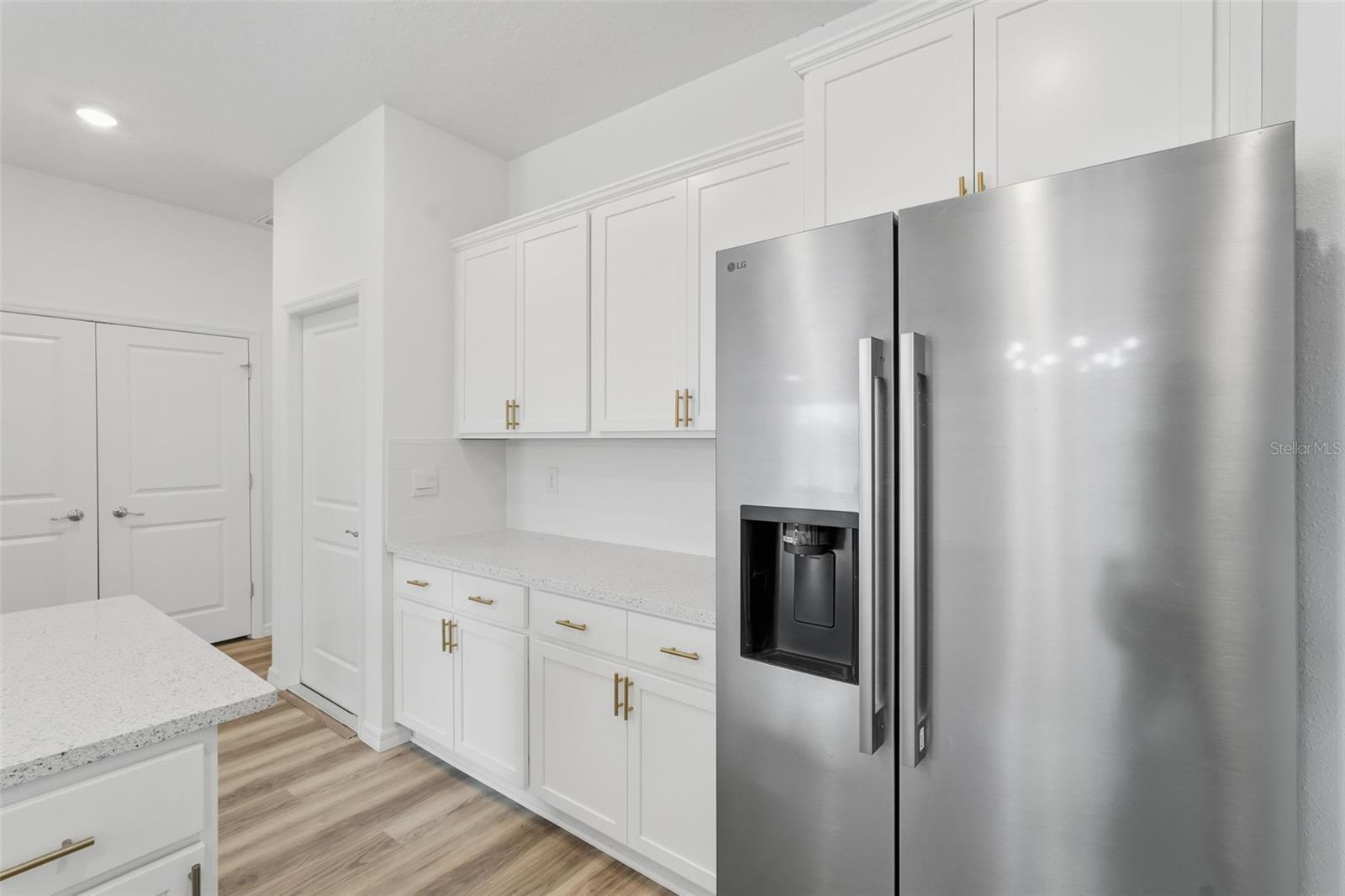 TOWNS AT WOODSDALE - Residential Lease