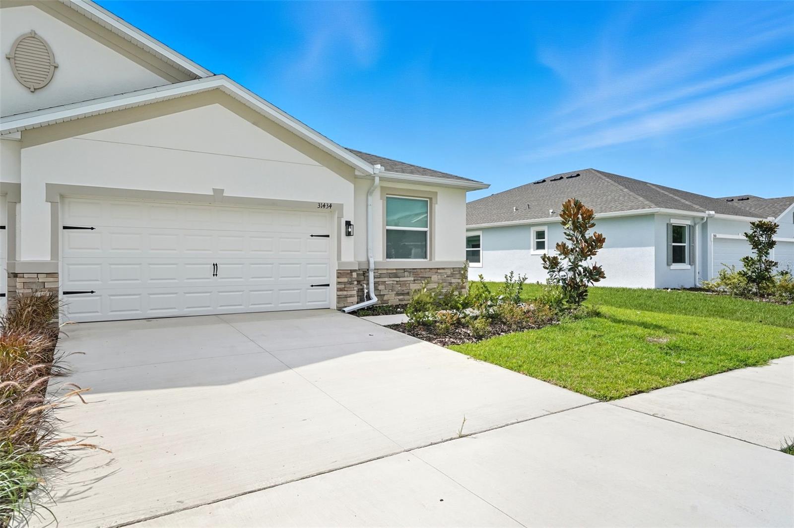 TOWNS AT WOODSDALE - Residential Lease