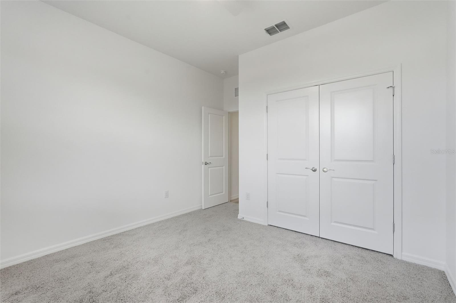 TOWNS AT WOODSDALE - Residential Lease