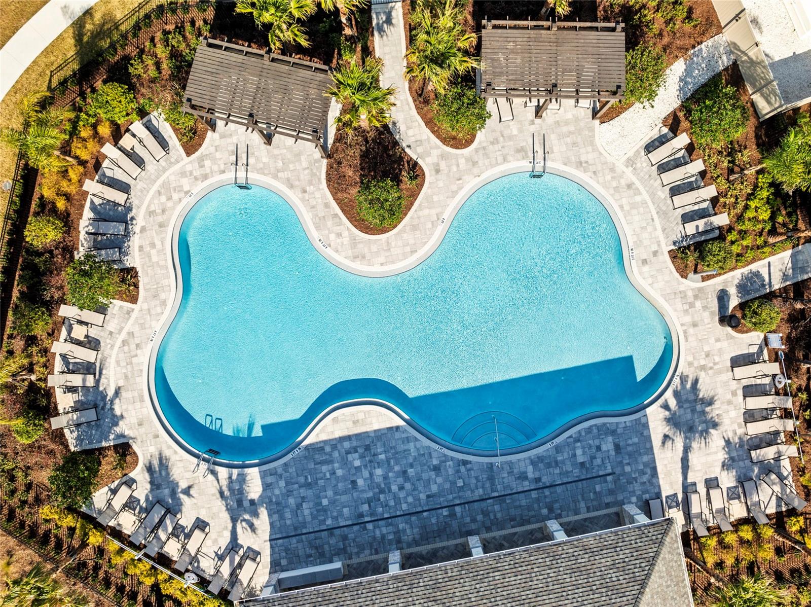 TOWNS AT WOODSDALE - Residential Lease