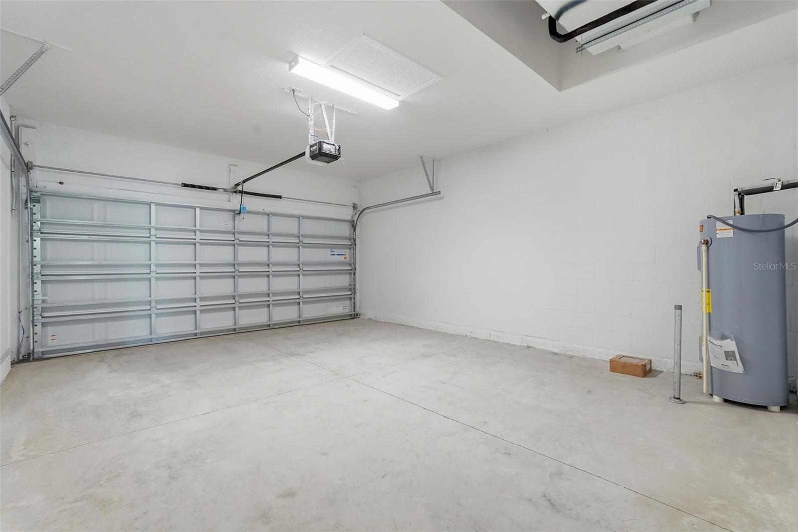 TOWNS AT WOODSDALE - Residential Lease
