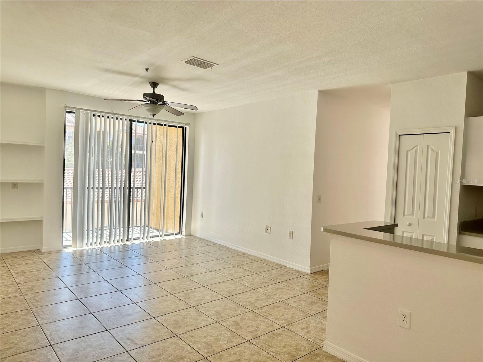 SERENATA CONDO - Residential Lease