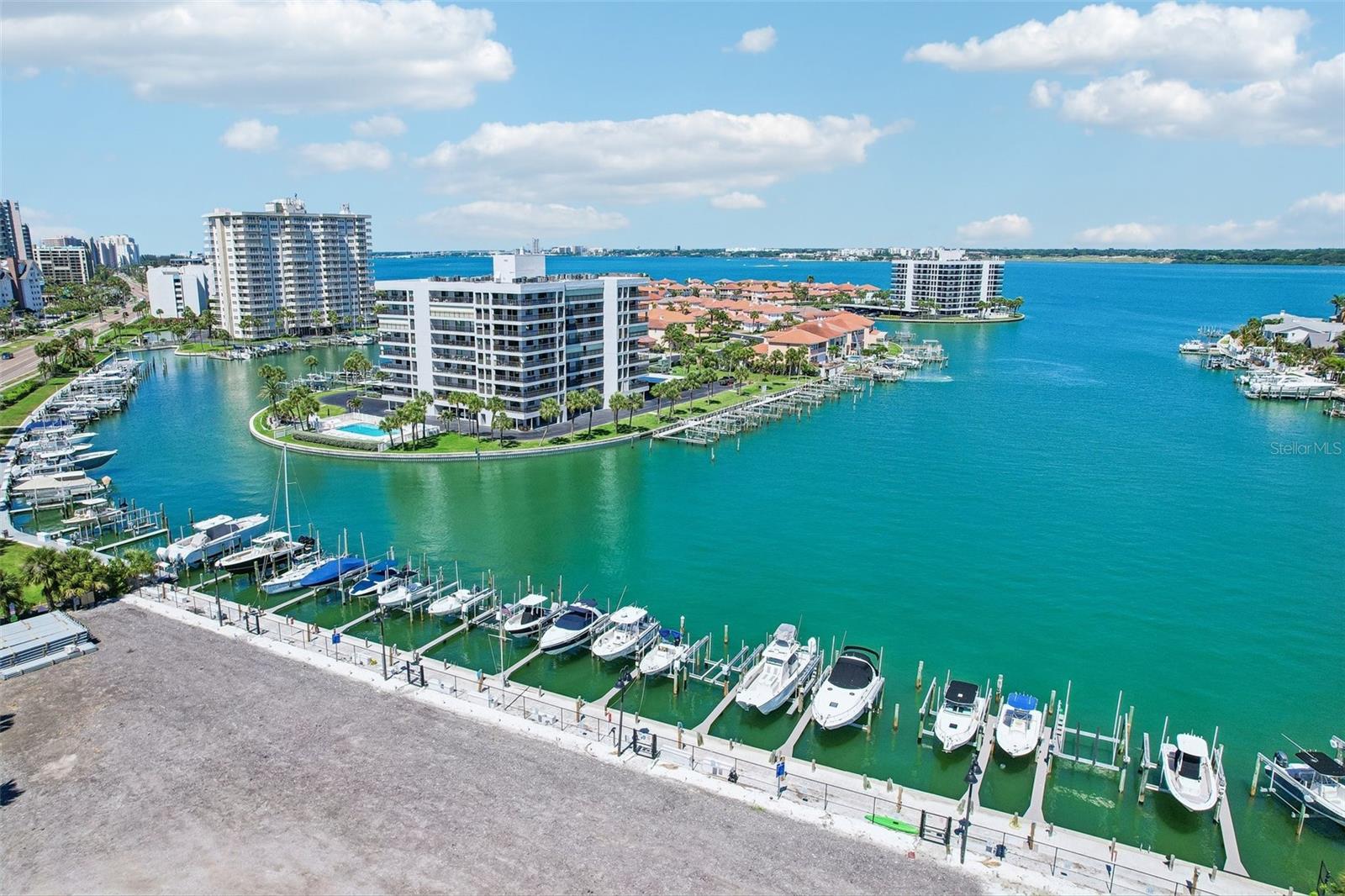 BELLEAIR BEACH YACHT CLUB ESTATES - Residential