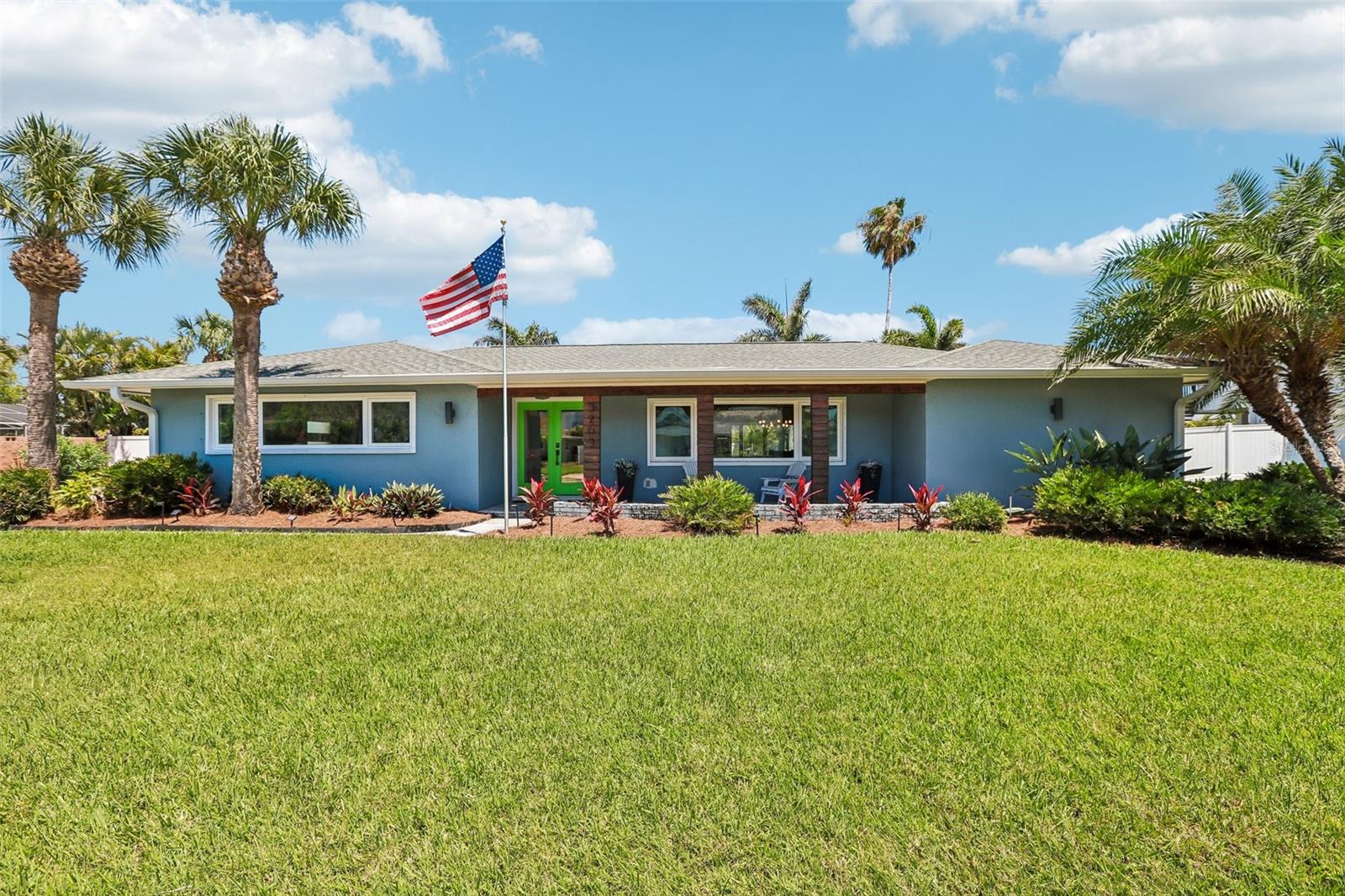 BELLEAIR BEACH YACHT CLUB ESTATES - Residential