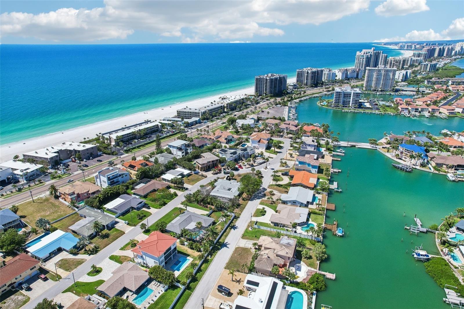 BELLEAIR BEACH YACHT CLUB ESTATES - Residential