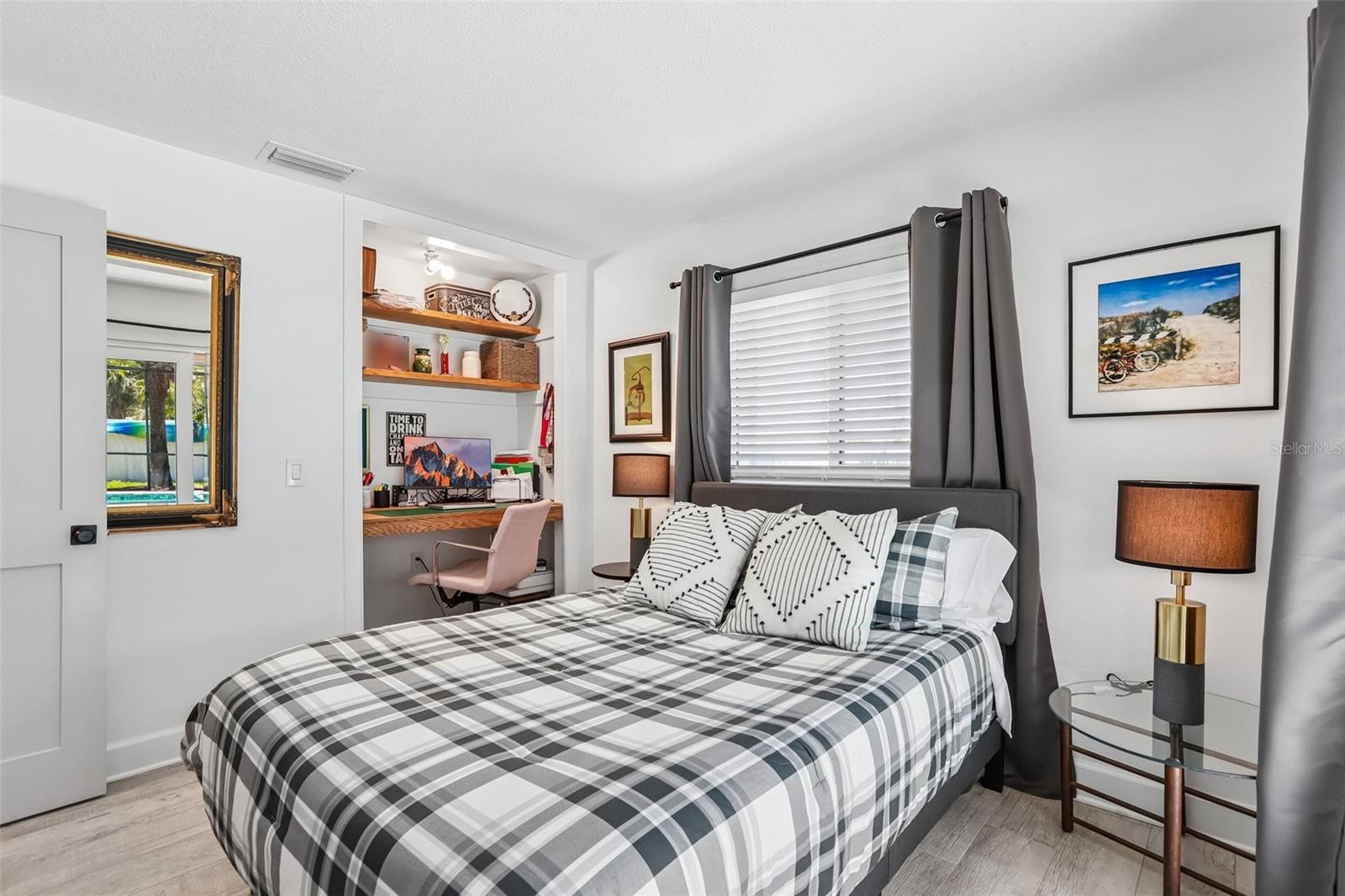BELLEAIR BEACH YACHT CLUB ESTATES - Residential