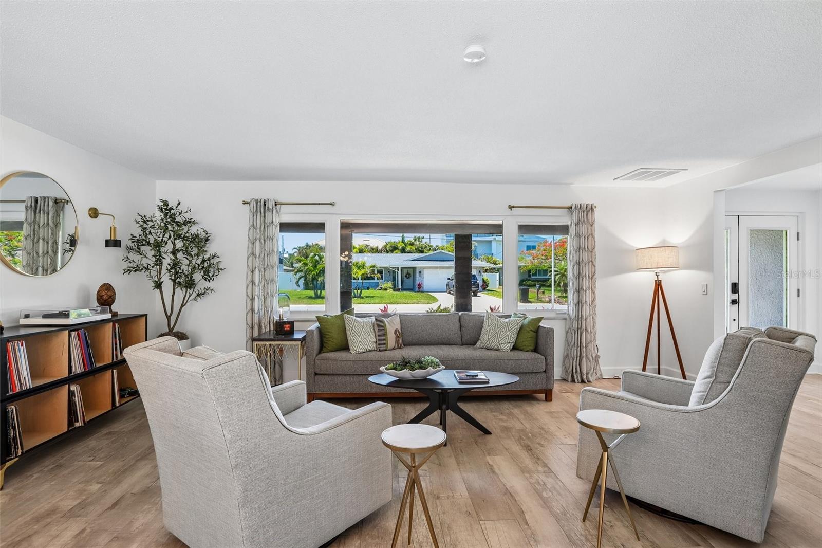 BELLEAIR BEACH YACHT CLUB ESTATES - Residential