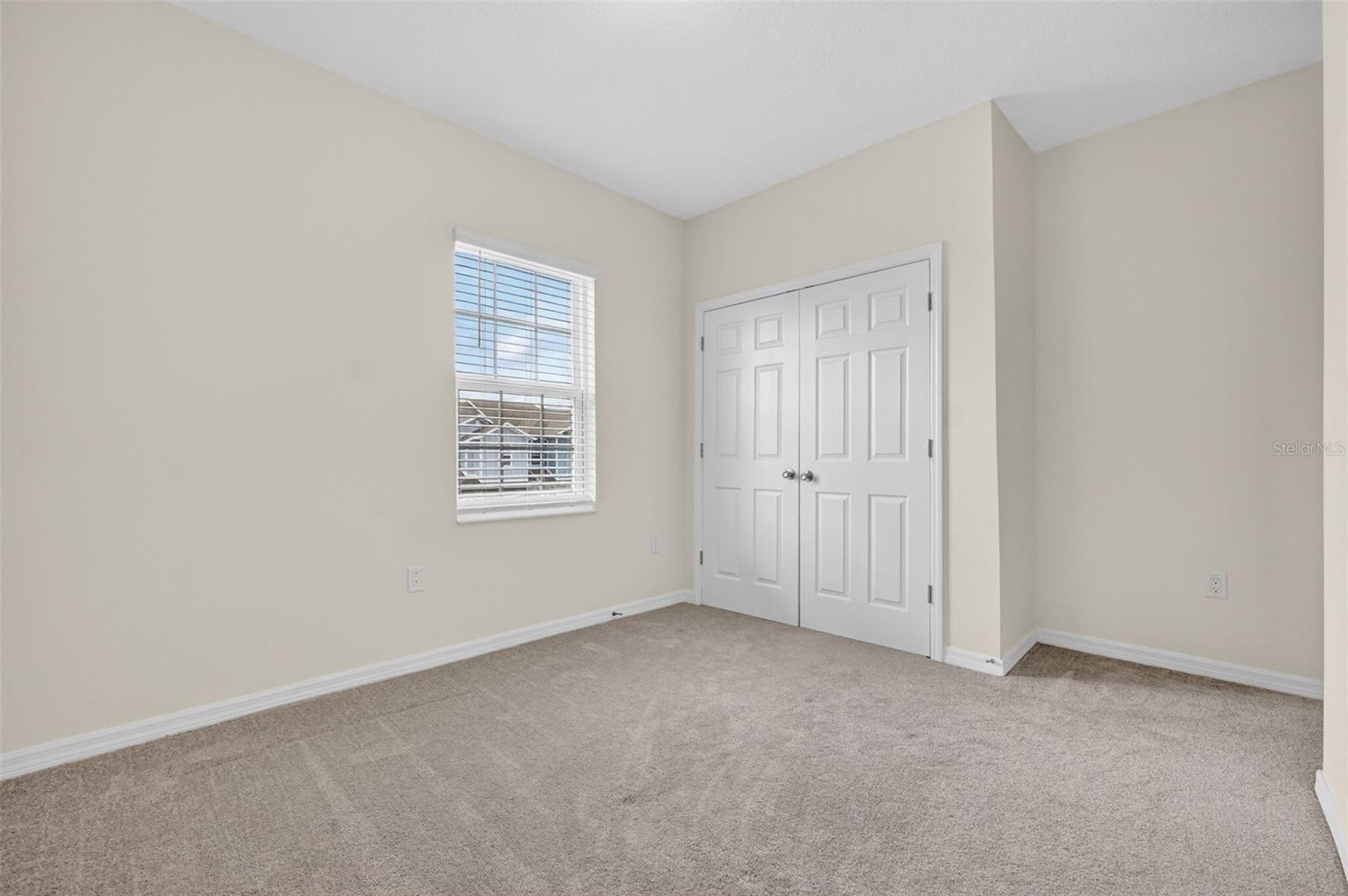 BRIXTON TWNHMS - Residential Lease