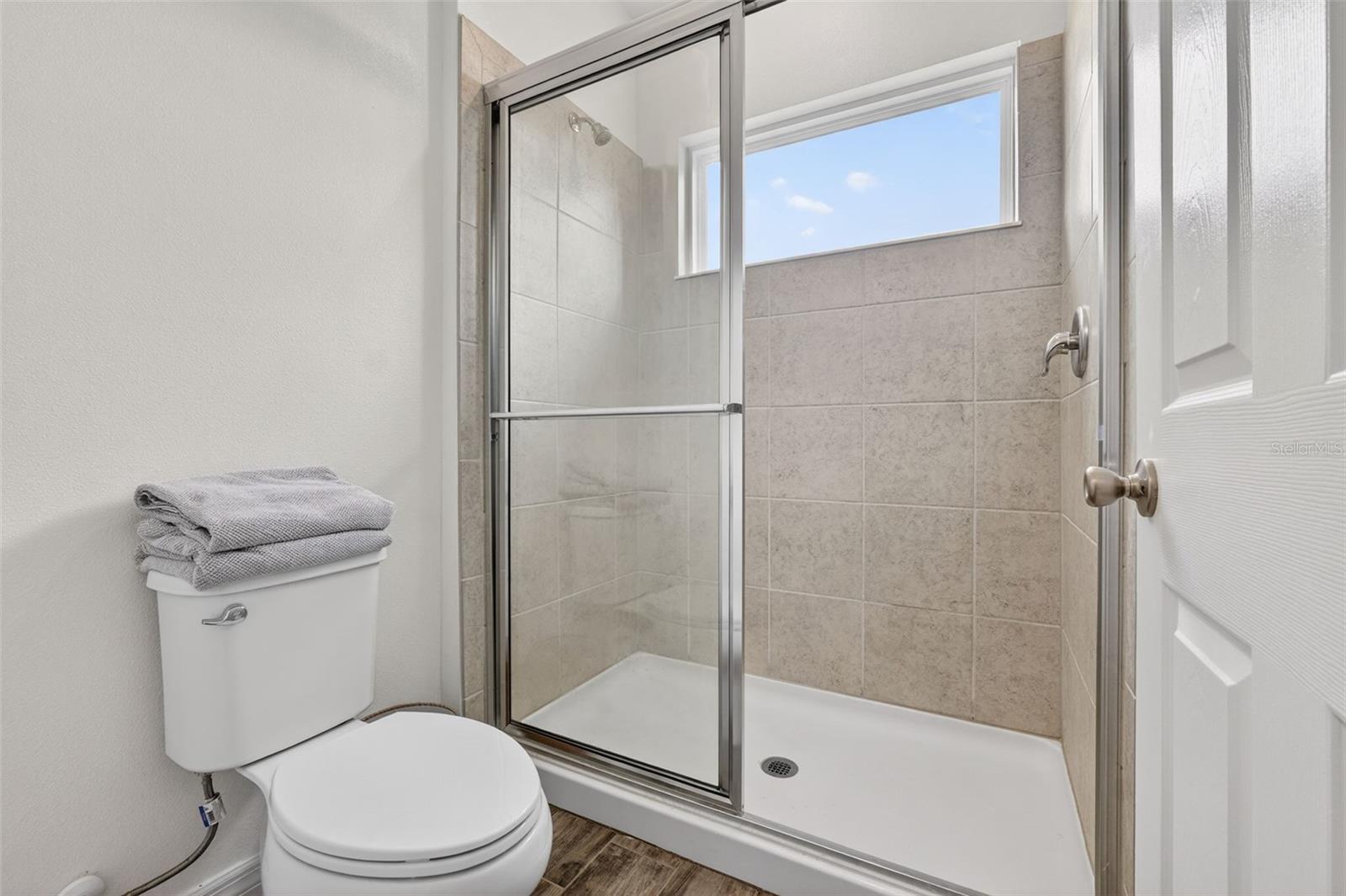 BRIXTON TWNHMS - Residential Lease